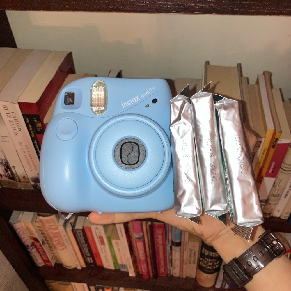 Fujifilm Instax mini 7+ (plus film)